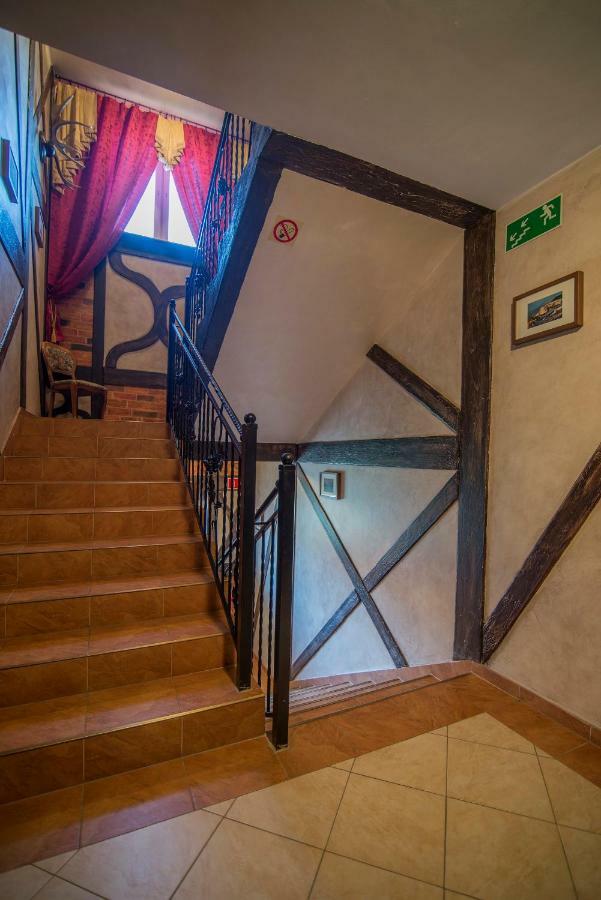 Pionow Rodzinne Apartamenty Urocza 10 クリニツァ・モルスカ エクステリア 写真