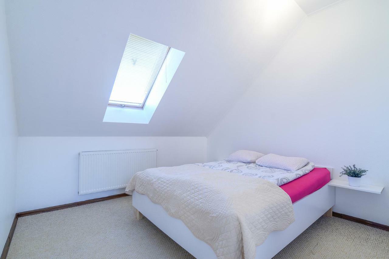 Pionow Rodzinne Apartamenty Urocza 10 クリニツァ・モルスカ エクステリア 写真