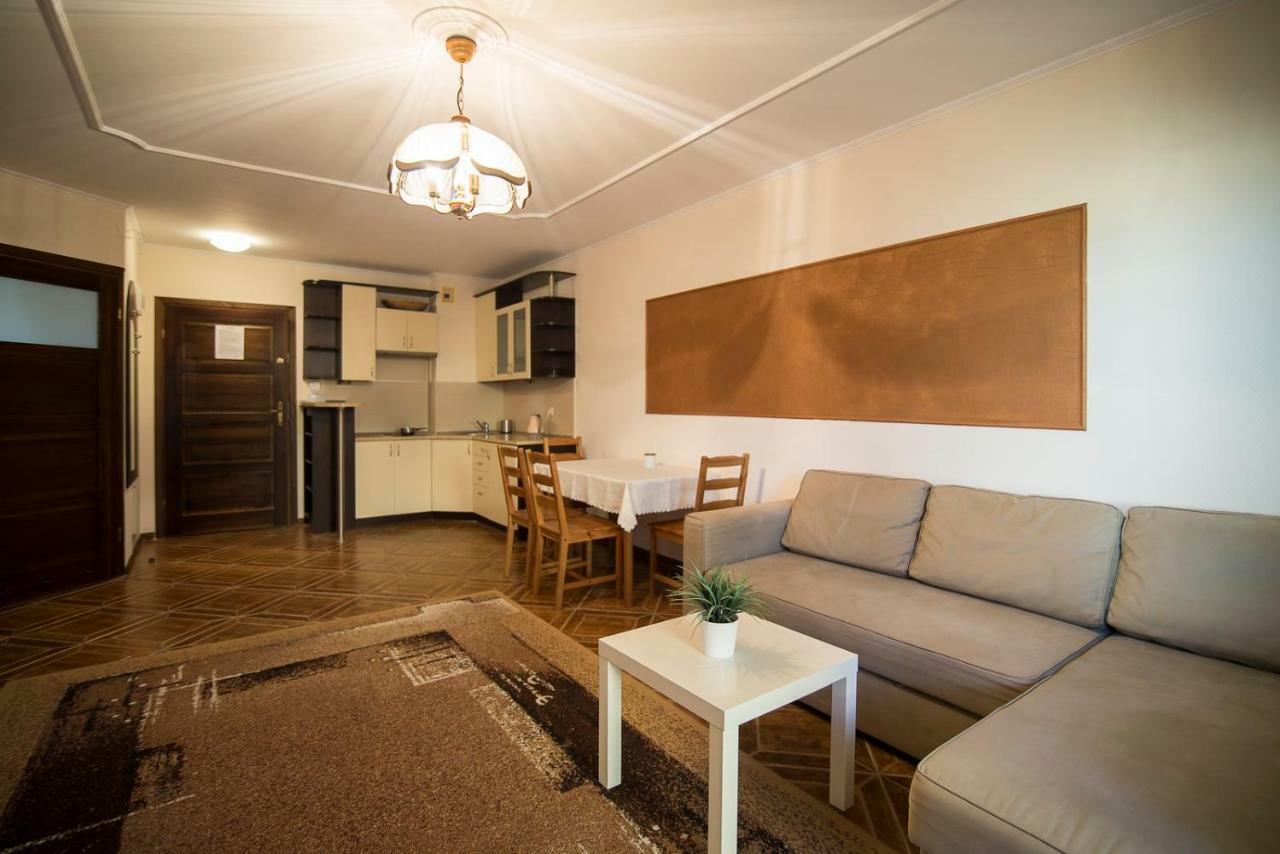 Pionow Rodzinne Apartamenty Urocza 10 クリニツァ・モルスカ エクステリア 写真