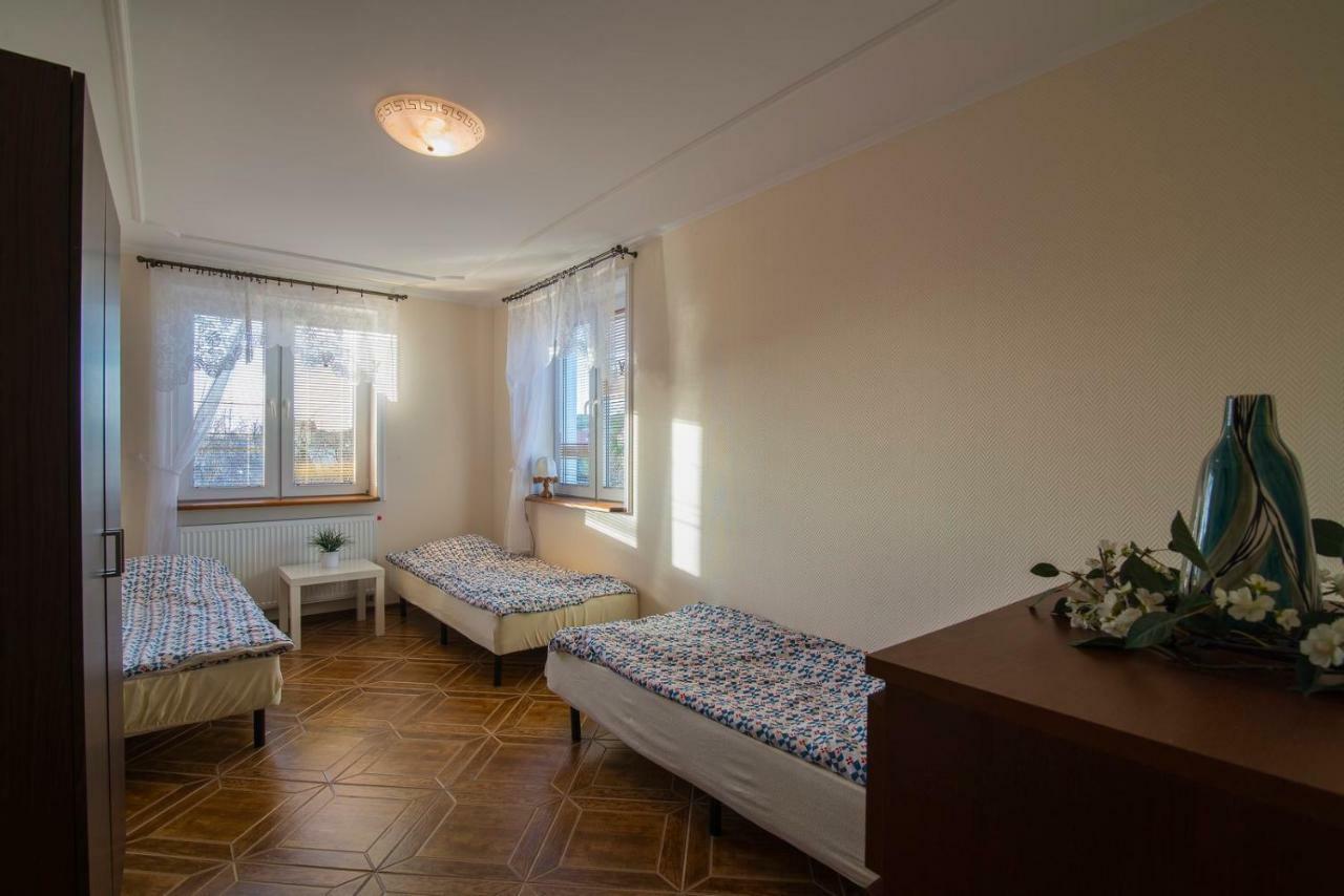 Pionow Rodzinne Apartamenty Urocza 10 クリニツァ・モルスカ エクステリア 写真